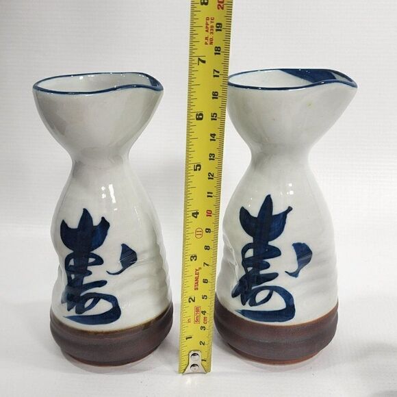 7pc Japanese Sake Set in Box Ceramic Hand Painted Blue White - Picture 4 of 12